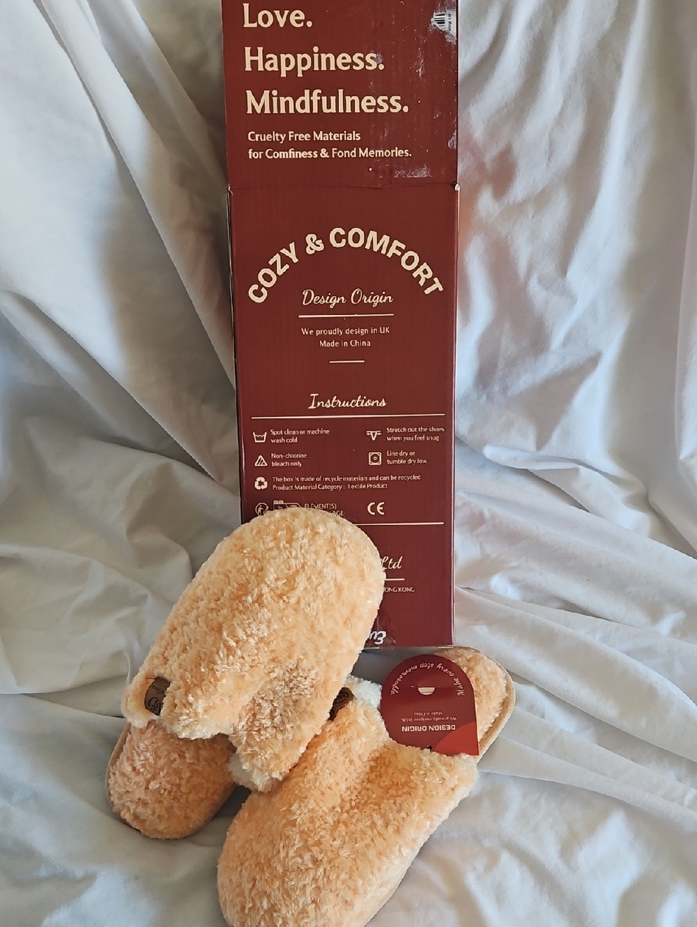 NIB - Everfoam Cozy & Comfort Plush Slippers - In Peach